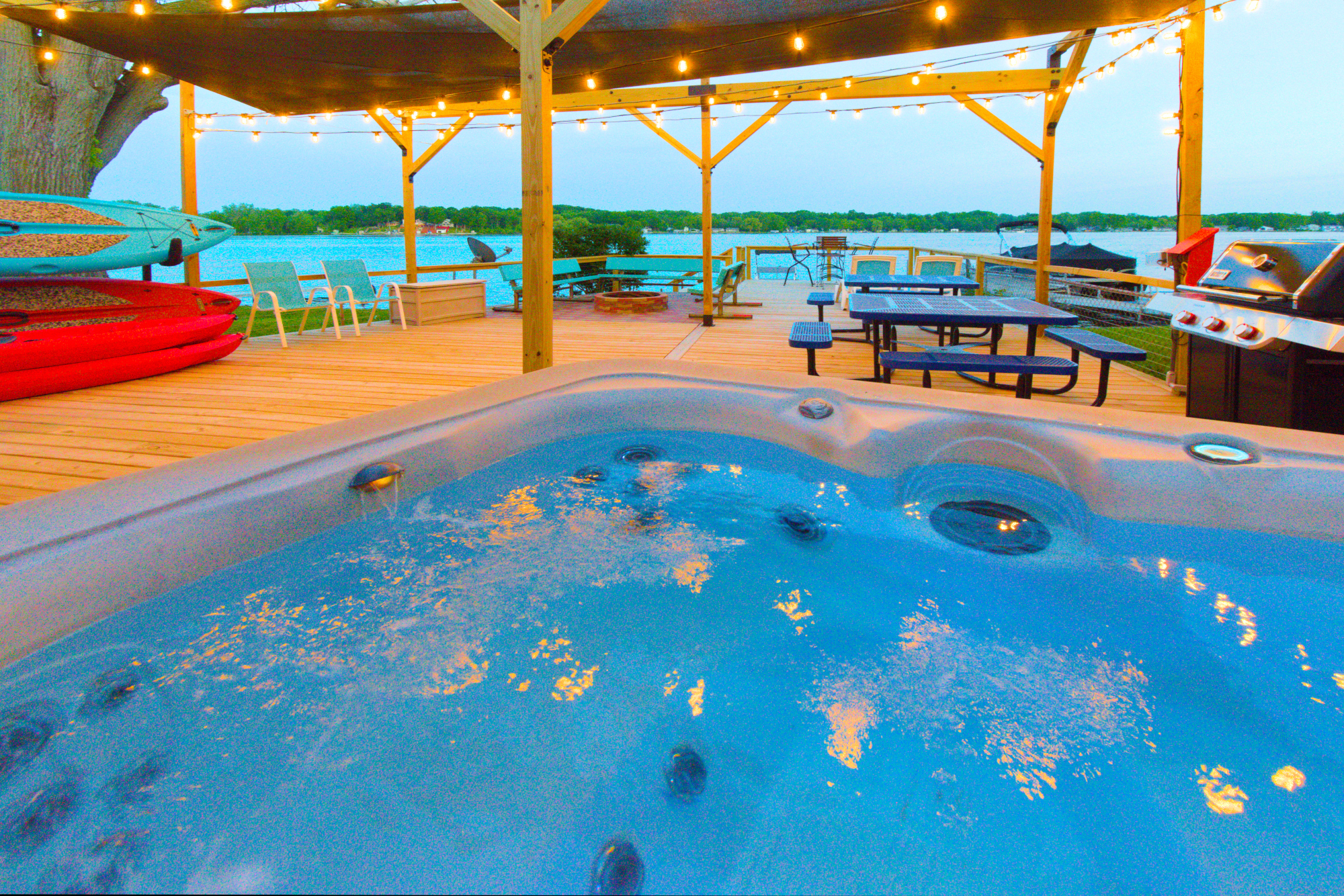 Lake Odessa Beach Cottage